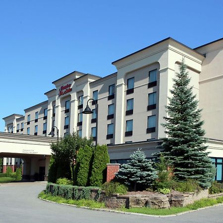 Hampton Inn & Suites Laval Eksteriør billede